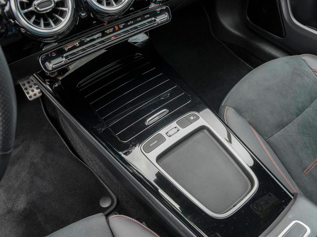 Mercedes-Benz CLA 250 Shooting Brake 4M AMG-LINE PREMIUM - Samsaru's Car Outlet