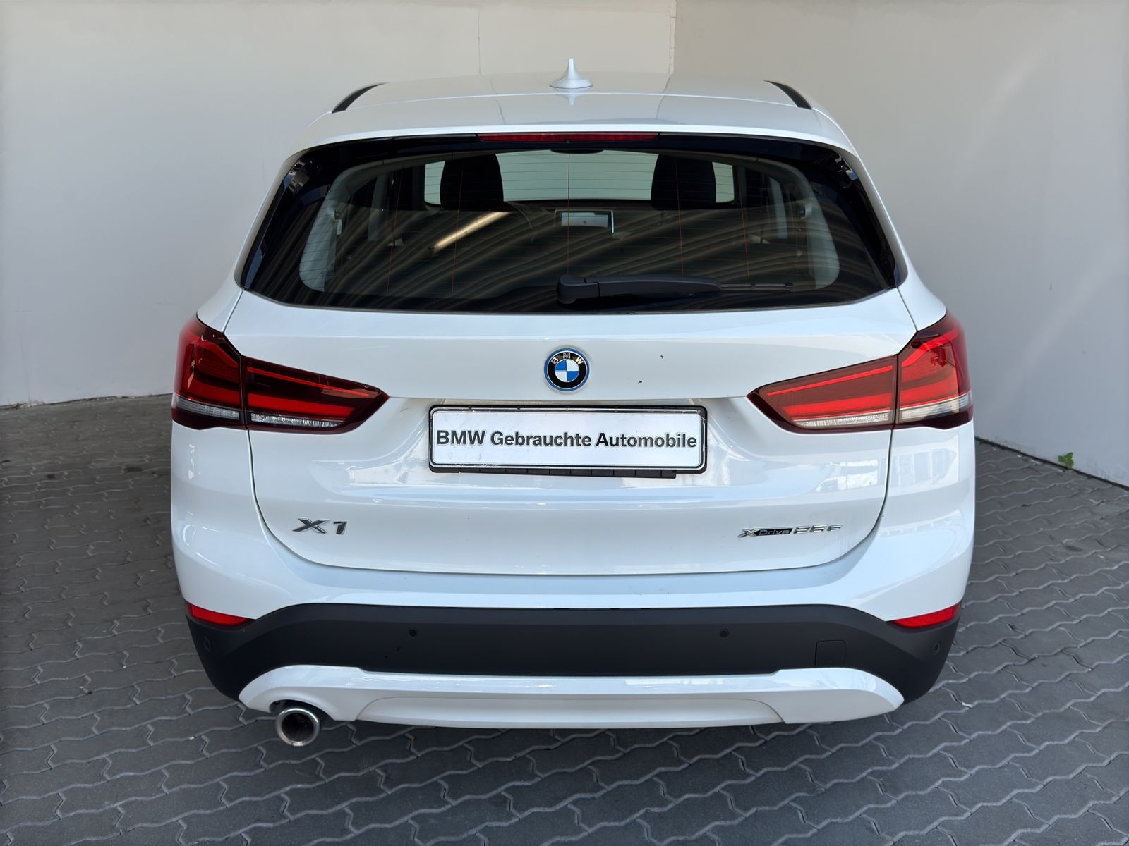 BMW X1 xDrive25e Advantage - Samsaru's Car Outlet