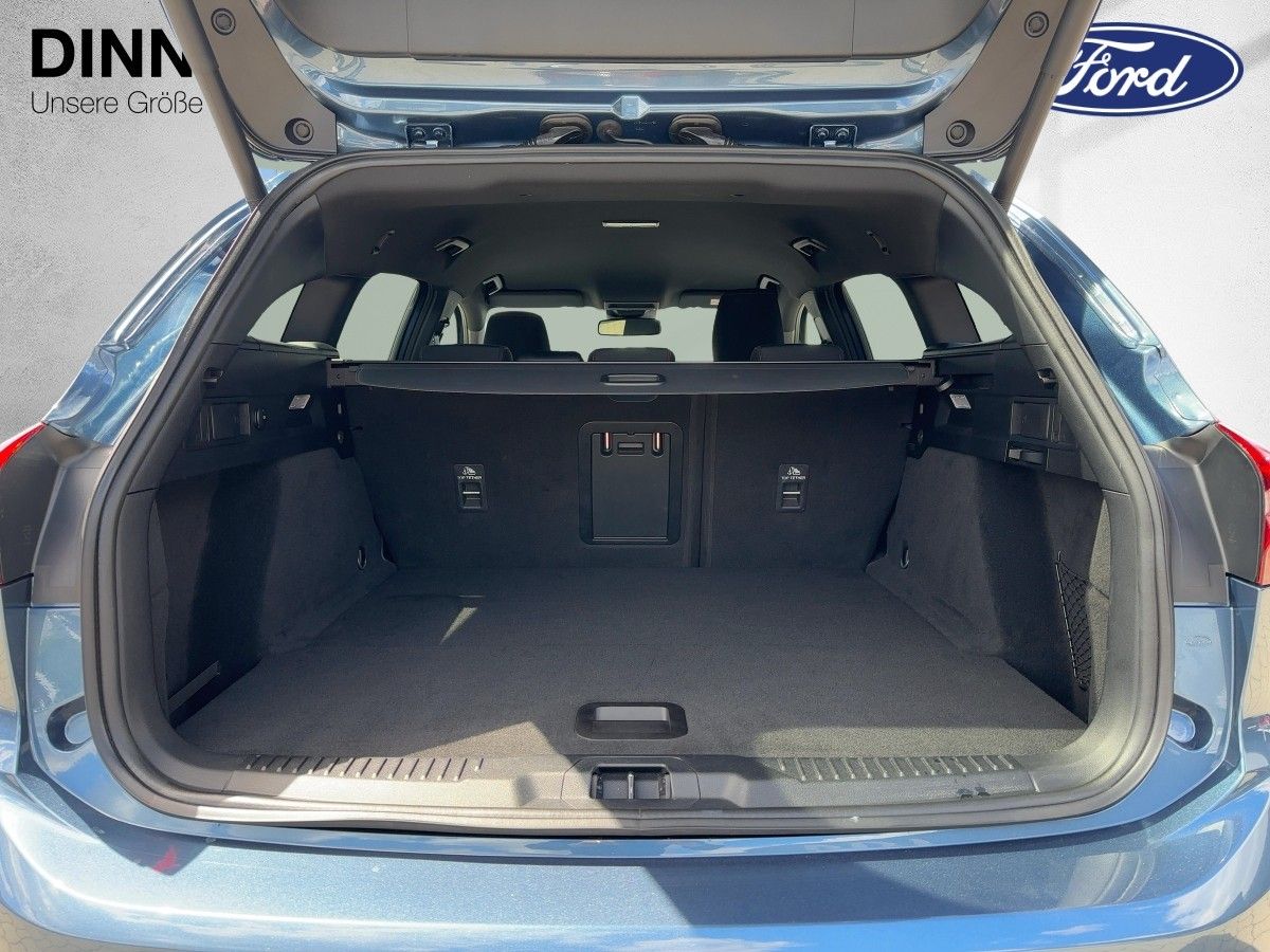 Ford FOCUS ST-Line X LED+AHK+Kamera+Winterpaket