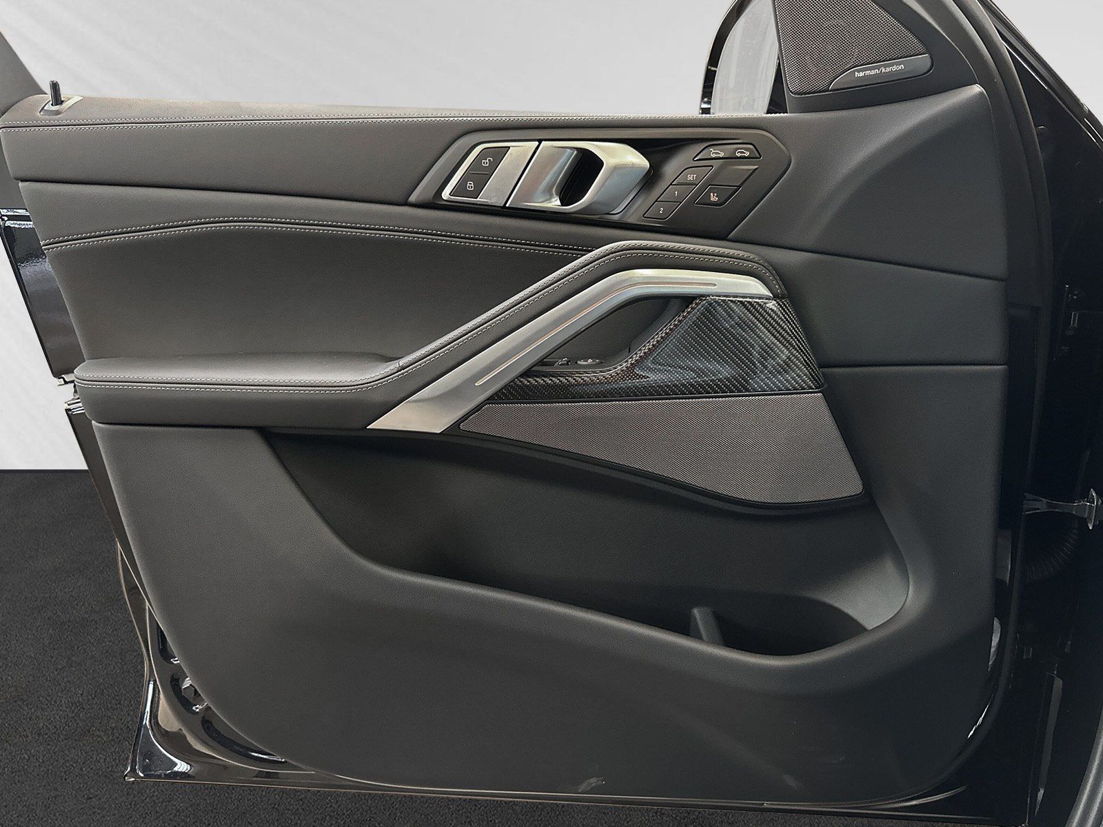 BMW X6 xDrive40i M Sport Pro|AHK|22"|Pano|DA&PA-Prof