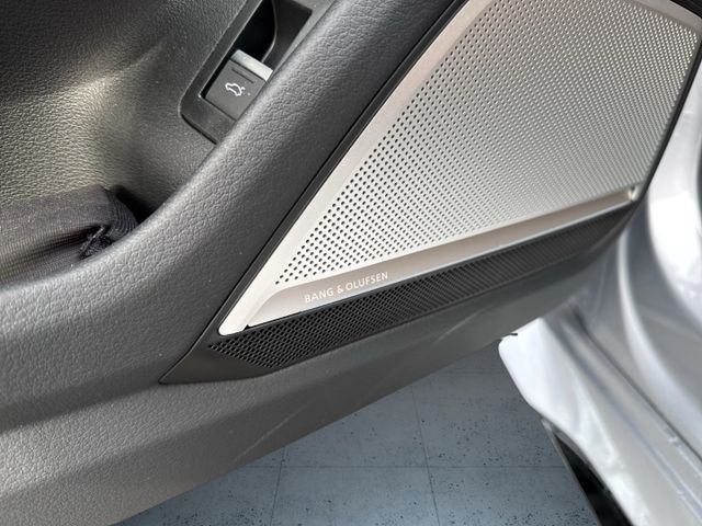 Audi RS 6 Avant Keramik/StHz/B&O/HuD/Laser/Pano/RS-Ag