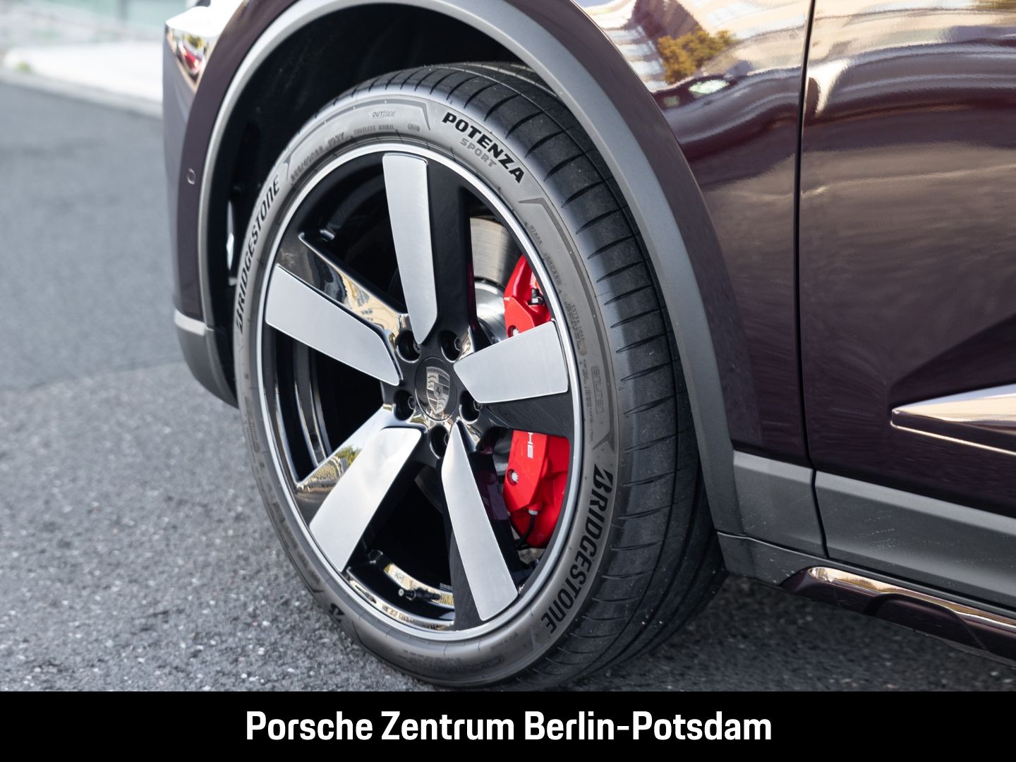 Porsche Macan Turbo InnoDrive Head-Up Sitzbelüftung LED
