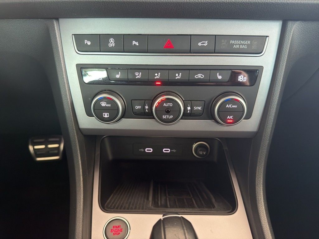 Seat Ateca 2.0 TDI DSG 4Drive FR AHK*VIRTUAL*LED*ACC*