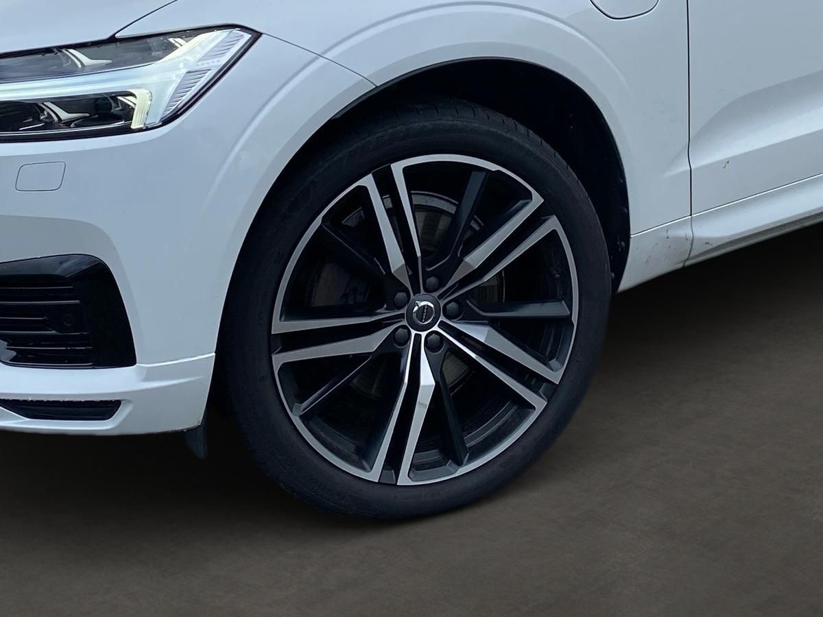 Volvo XC60 T6 R Design Plug-In AWD AHK Harman