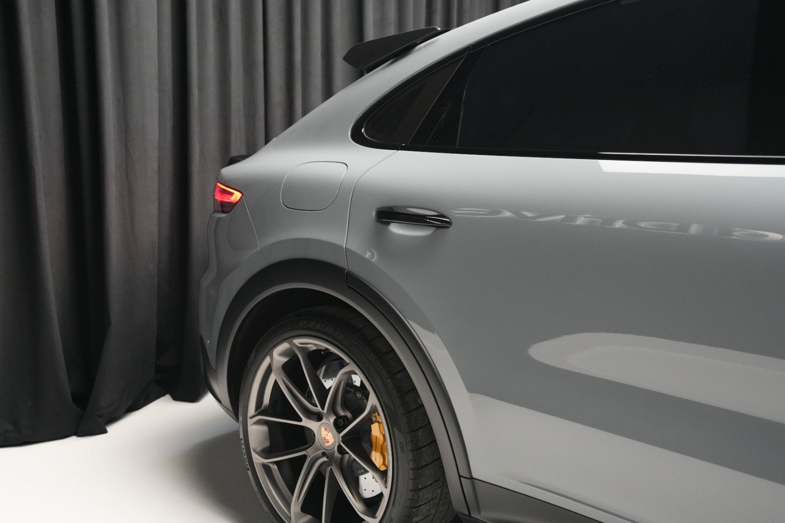 Porsche Cayenne Coupe Turbo GT