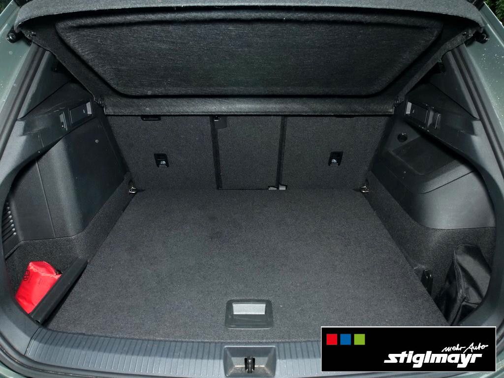 Volkswagen Tiguan R-line 1.5 eHybrid AHK+DCC+HUD+IQ-LIGHT+