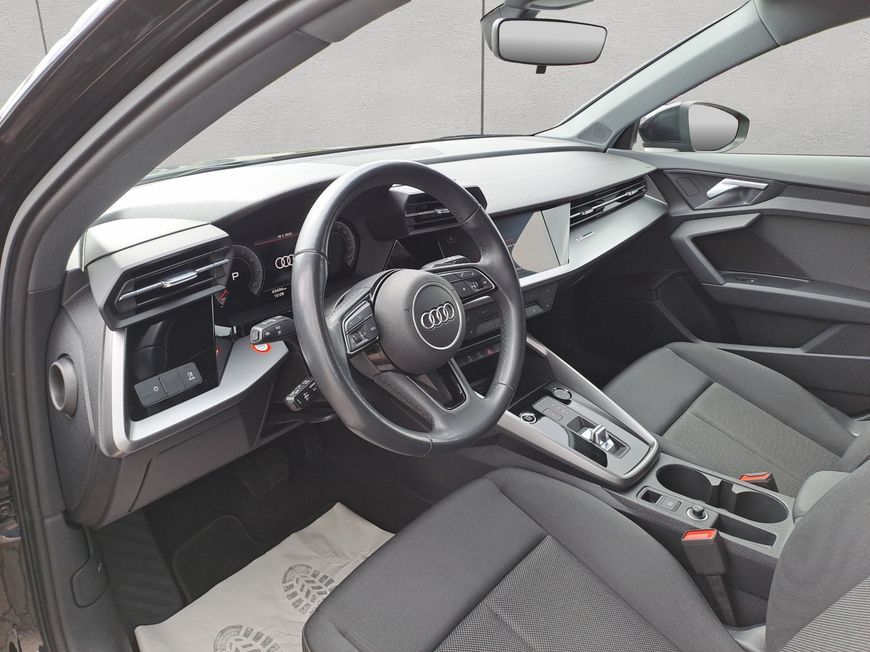 Audi A3 35 TFSI Sportback S tronic S line Navi * LED