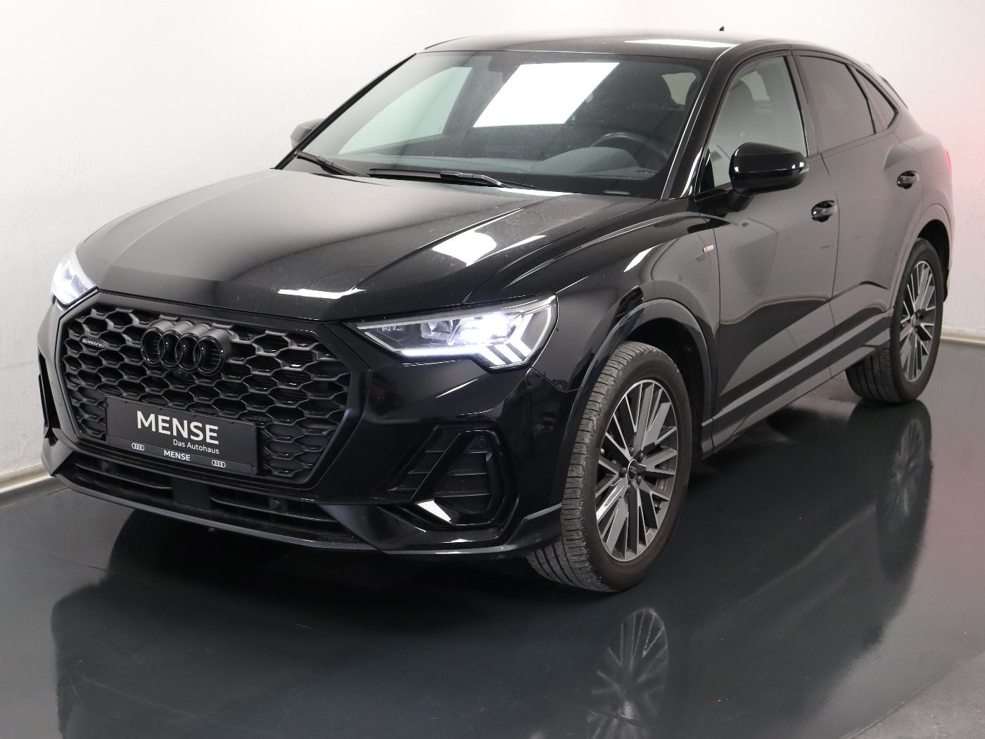Audi Q3 Sportback 45 TFSI quattro S tronic S-Line - Samsaru's Car Outlet