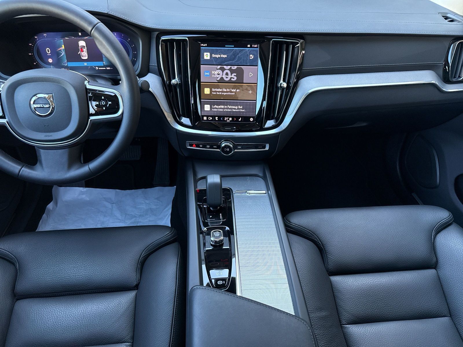 Volvo S60 B5 Ultimate Dark AWD !360°+ACC+PANO+HEAD-UP!