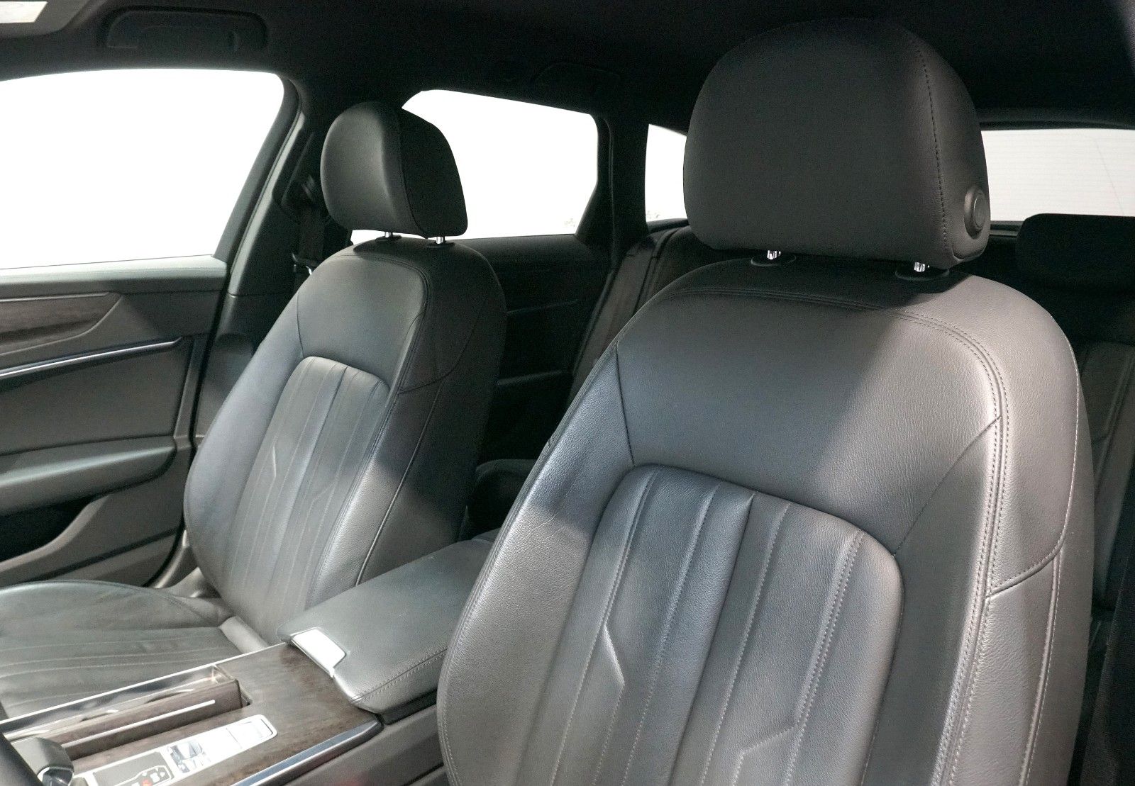 Audi A6 Avant 40 TDI quattro - Samsaru's Car Outlet