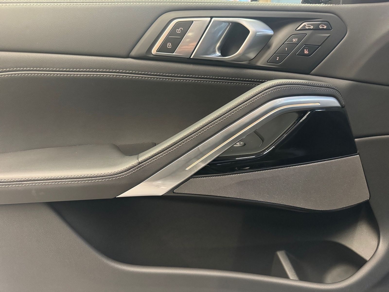 BMW X6 xDrive30d M SPORT PRO+TRAVEL+INNOVATIONSPAKET