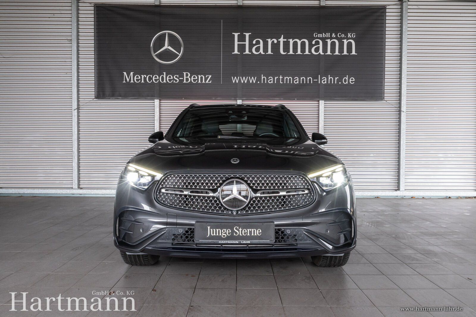Mercedes-Benz GLC 200 4M AMG Leder Panorama Fahrassistenz KeyG