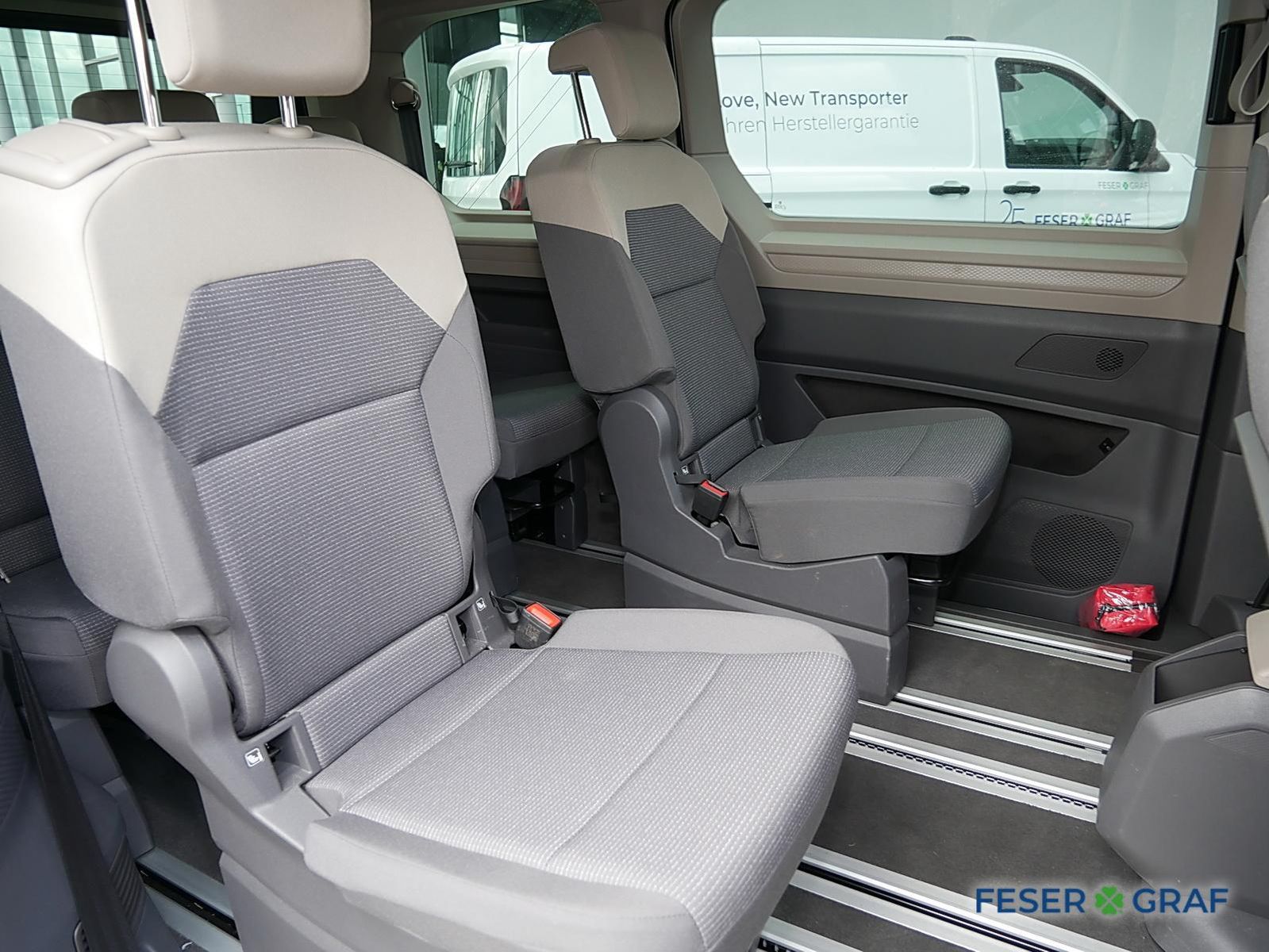 Volkswagen T7 Multivan 2.0 l 110 kW TDI - Samsaru's Car Outlet