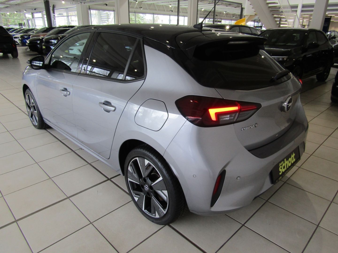 Opel Corsa-e F e GS - Samsaru's Car Outlet