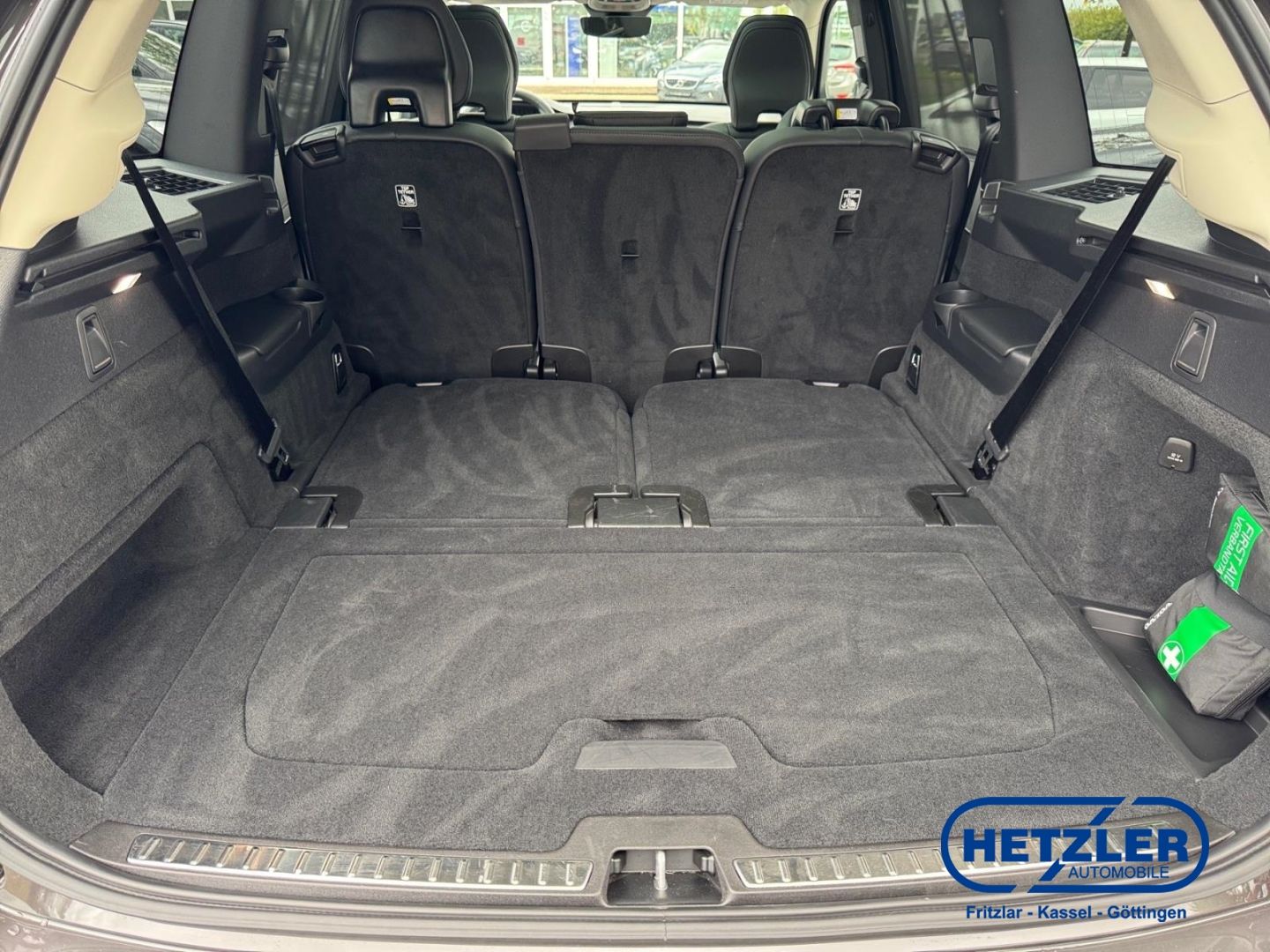 Volvo XC90 B5 Benzin Plus Bright AWD 7-Sitzer, Navigat