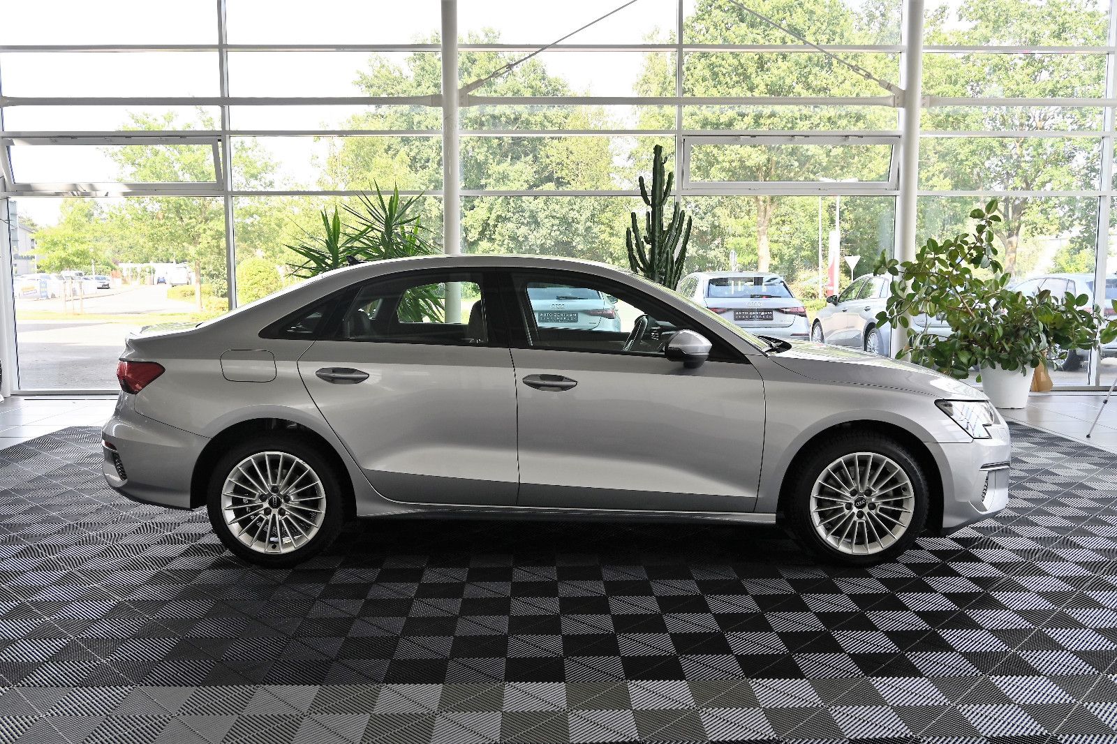 Audi A3 Limousine 35 TDI advanced Navi Virtual PDC 17