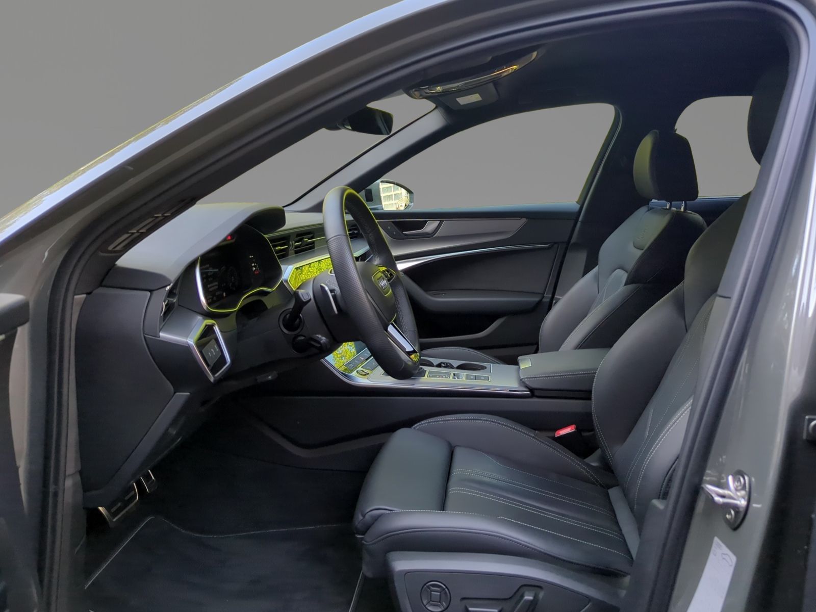 Audi A6 Avant S-Line 55 TFSI e quattro AHK KAM 5J.GAR
