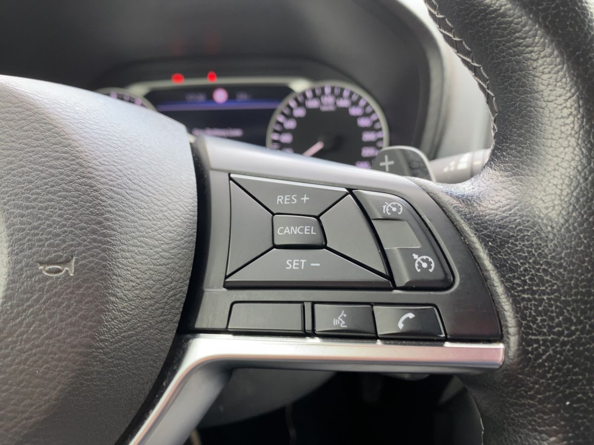 Nissan Juke DCT N-Connecta - Samsaru's Car Outlet