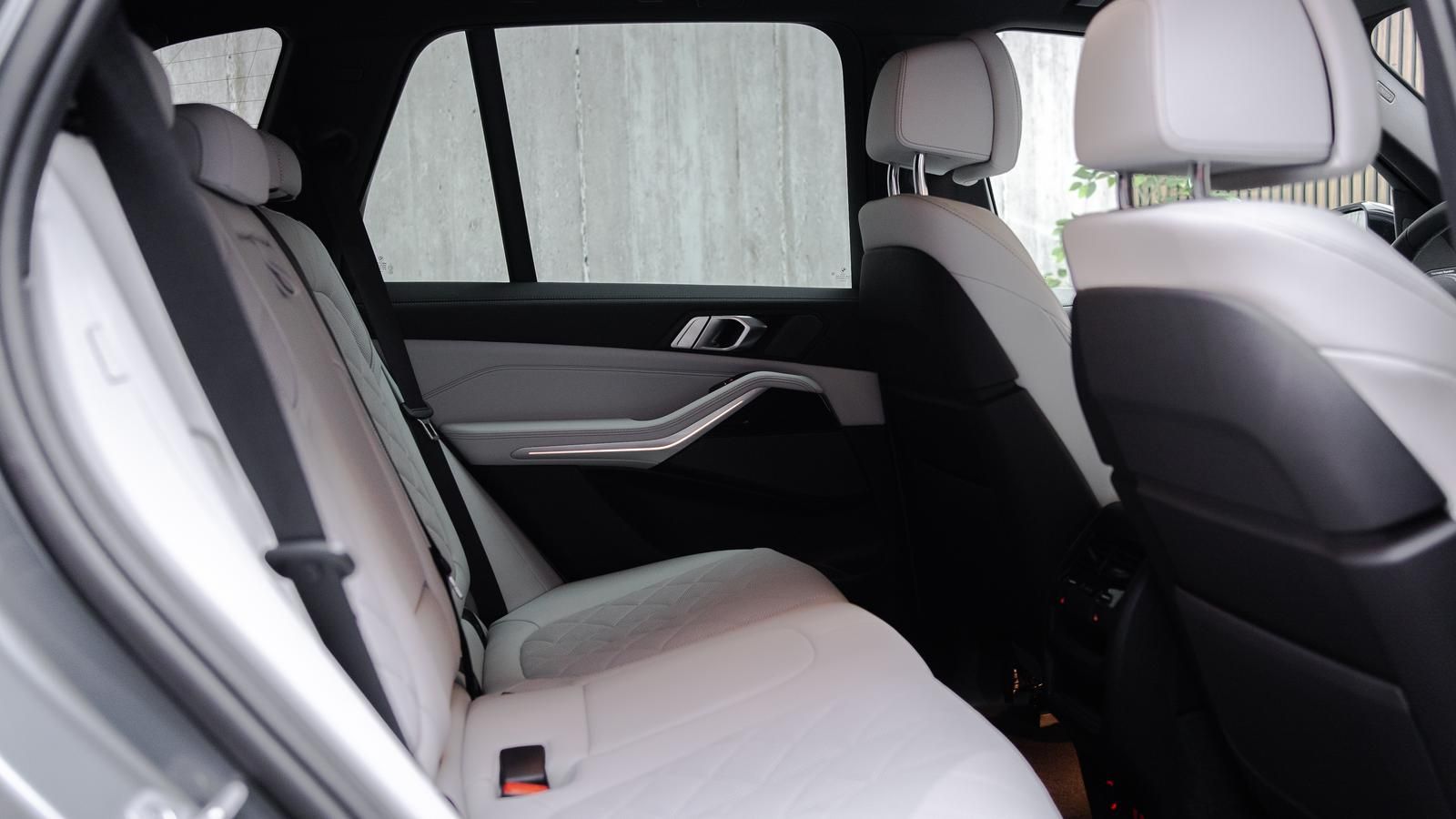 BMW X5 xDrive30d M-Sport HuD AHK 360 Luft H&K Softcl