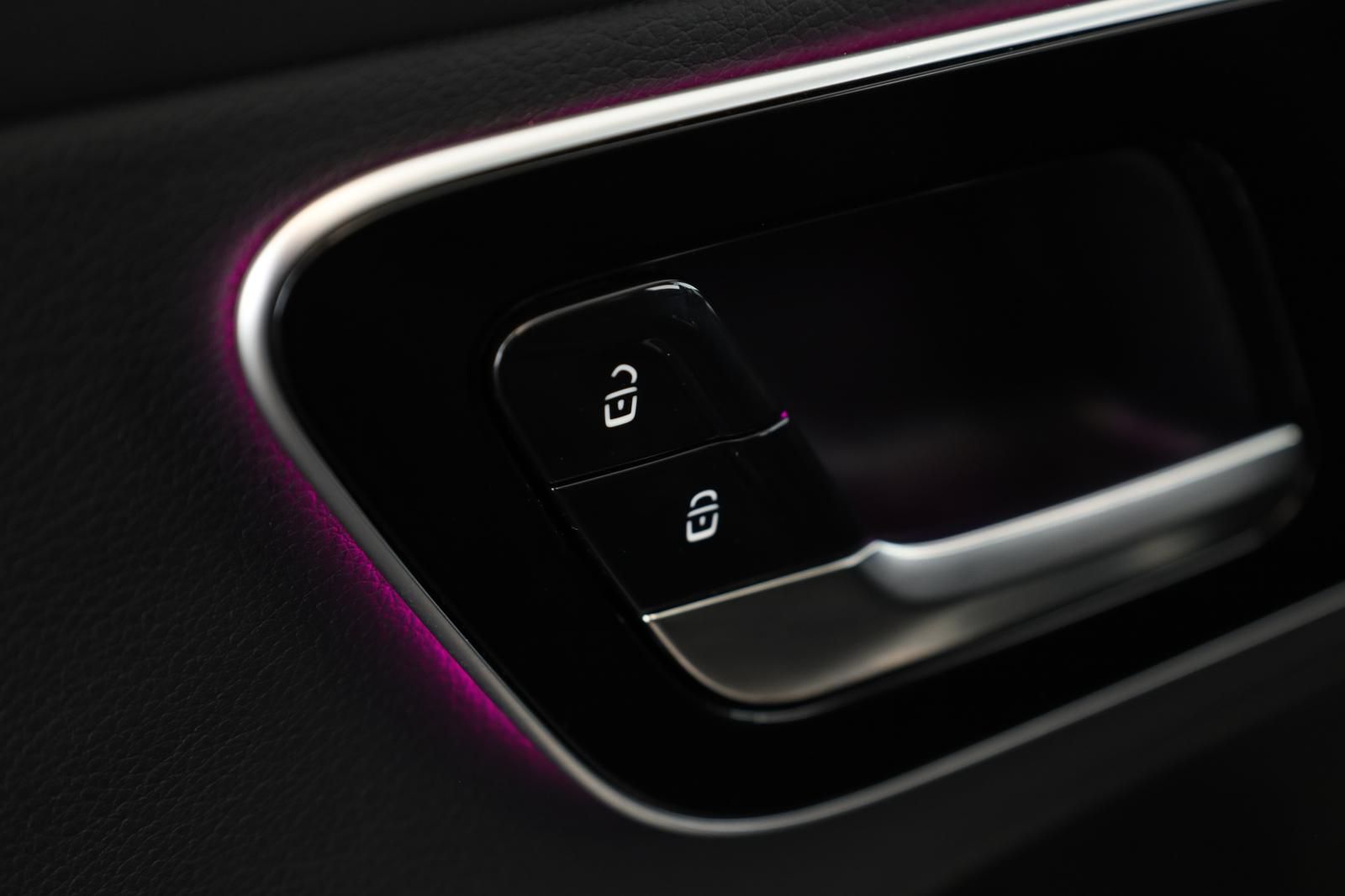 Mercedes-Benz GLC 300 d 4M AMG Advanced Night DIGITAL Pano AHK
