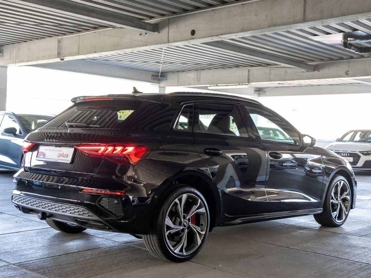 Audi A3 Sportback 45 TFSI e S line - Samsaru's Car Outlet