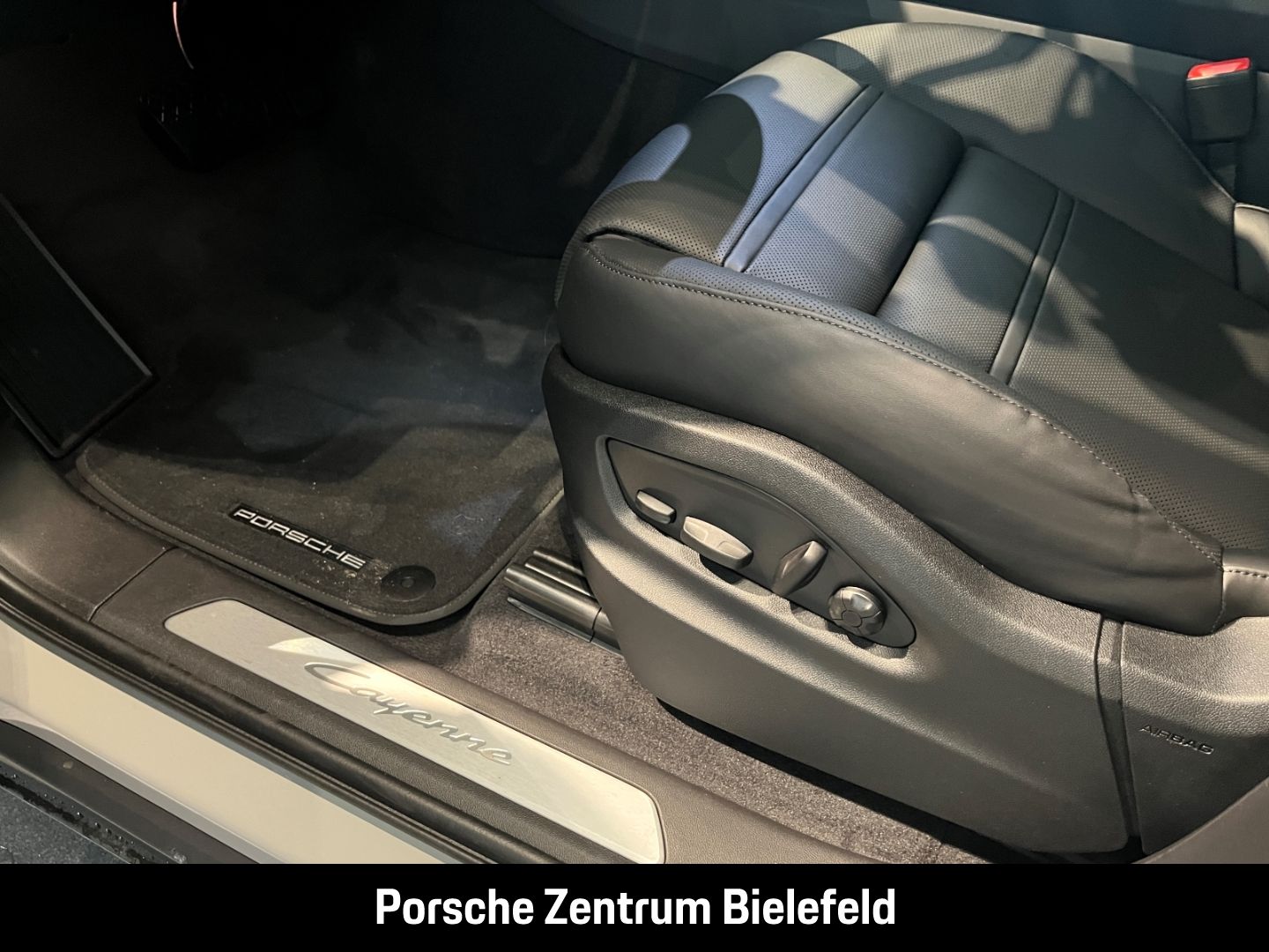 Porsche Cayenne BOSE Sportabgasanlage Panoramadach LED