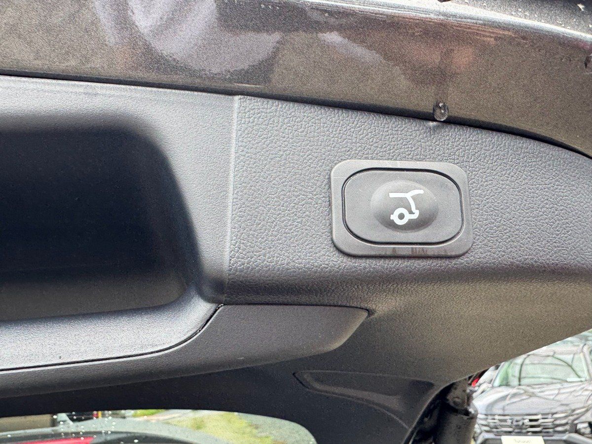 Ford Focus Turnier ST X *LED*Navi*Fahrer-Assistenzpak