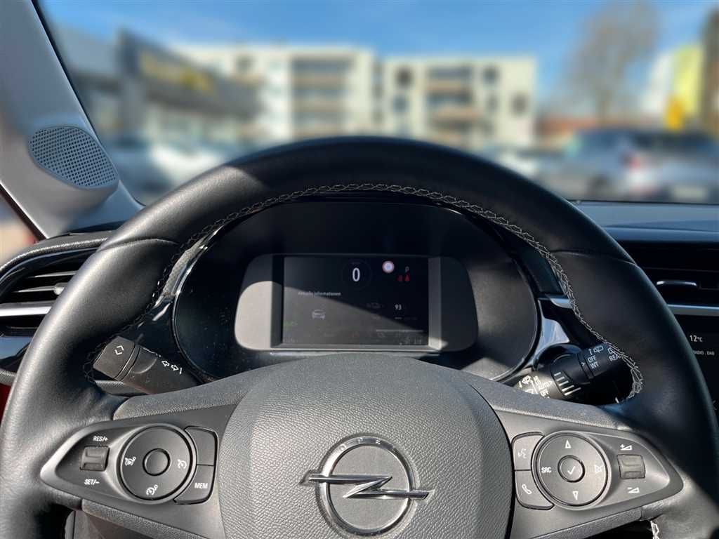 Opel Corsa -e Elegance - Samsaru's Car Outlet