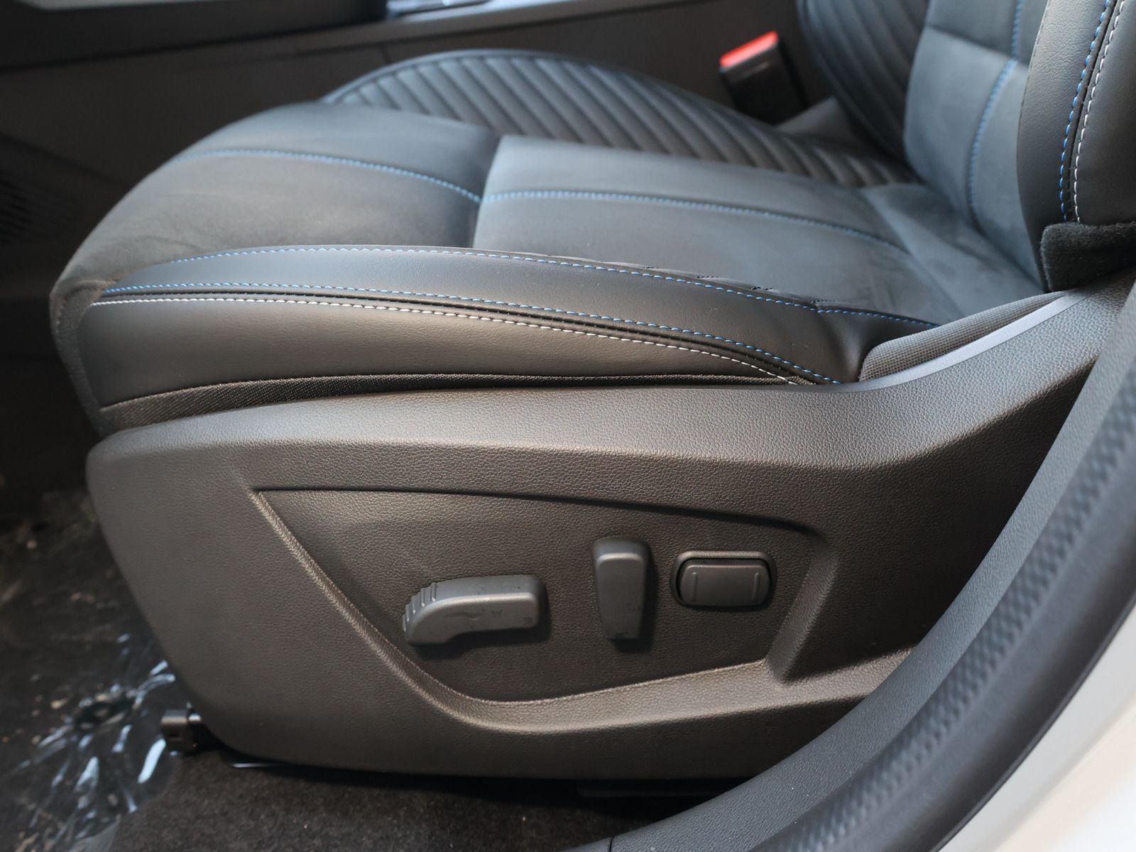 Renault Arkana ESPRIT ALPINE Full Hybrid - Samsaru's Car Outlet