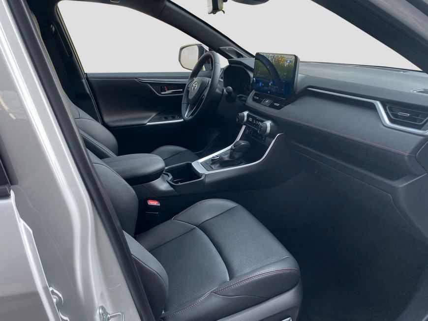 Toyota RAV 4 Plug-in-Hybrid Style mit AHK