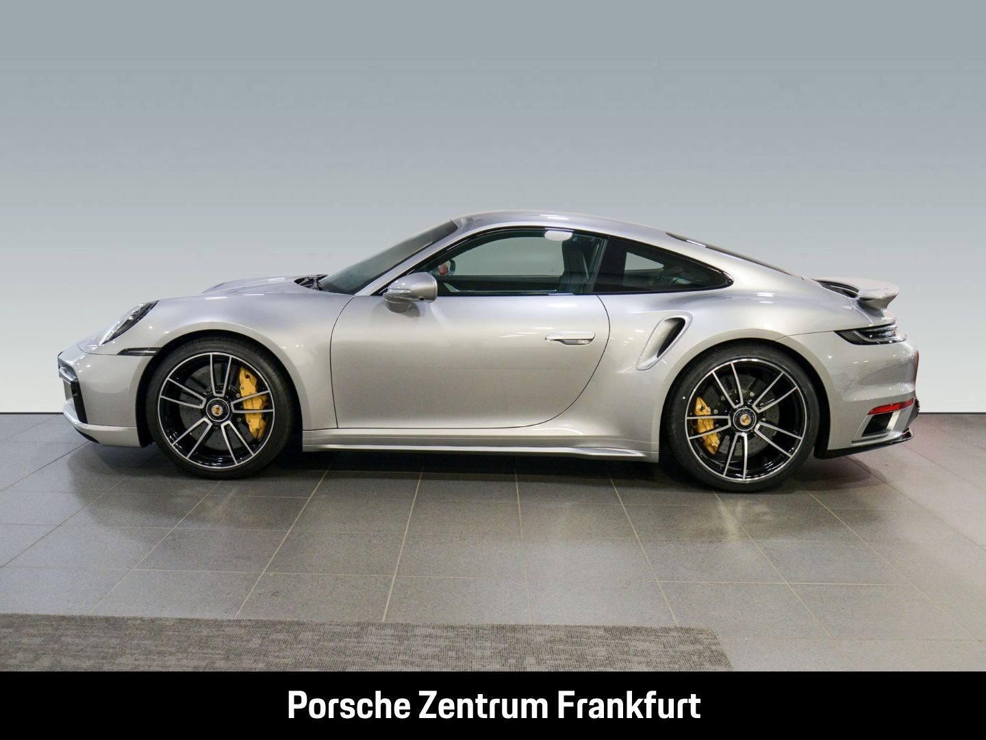 Porsche 992 911 Turbo S Burmester Sportabgasanlage LED