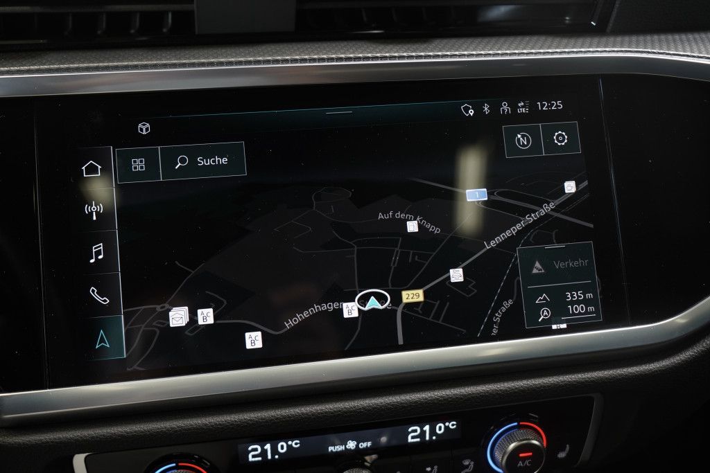 Audi Q3 40 TDI q. Sportback S line - Samsaru's Car Outlet