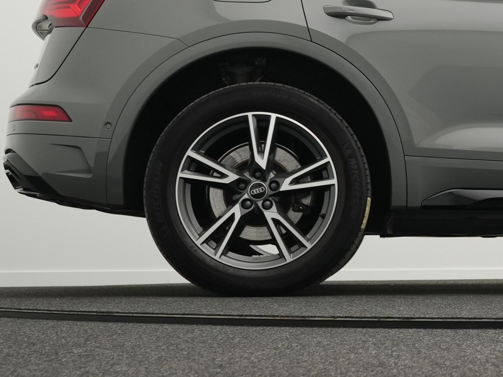 Audi Q5 S line 55 TFSIe qu. *ACC*AHK*HdUp*KAM*8-fach*