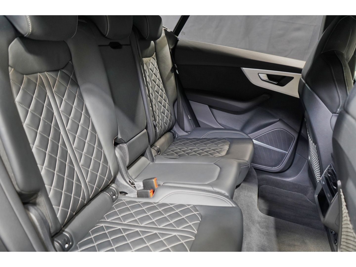 Audi Q8 S line 50 TDI quattro AHK 360 Kamera HuD 23 Z