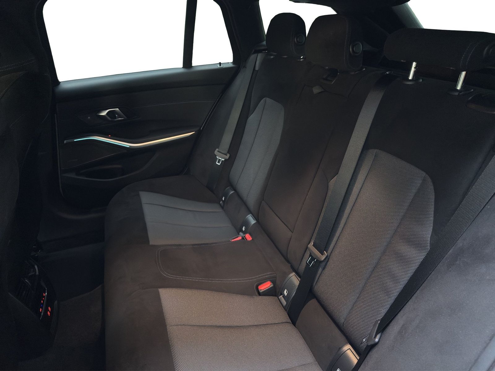 BMW 330e xDrive Touring M Sportpaket CPit Prof. Pano