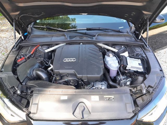 Audi A4 Avant 2.0 - Samsaru's Car Outlet