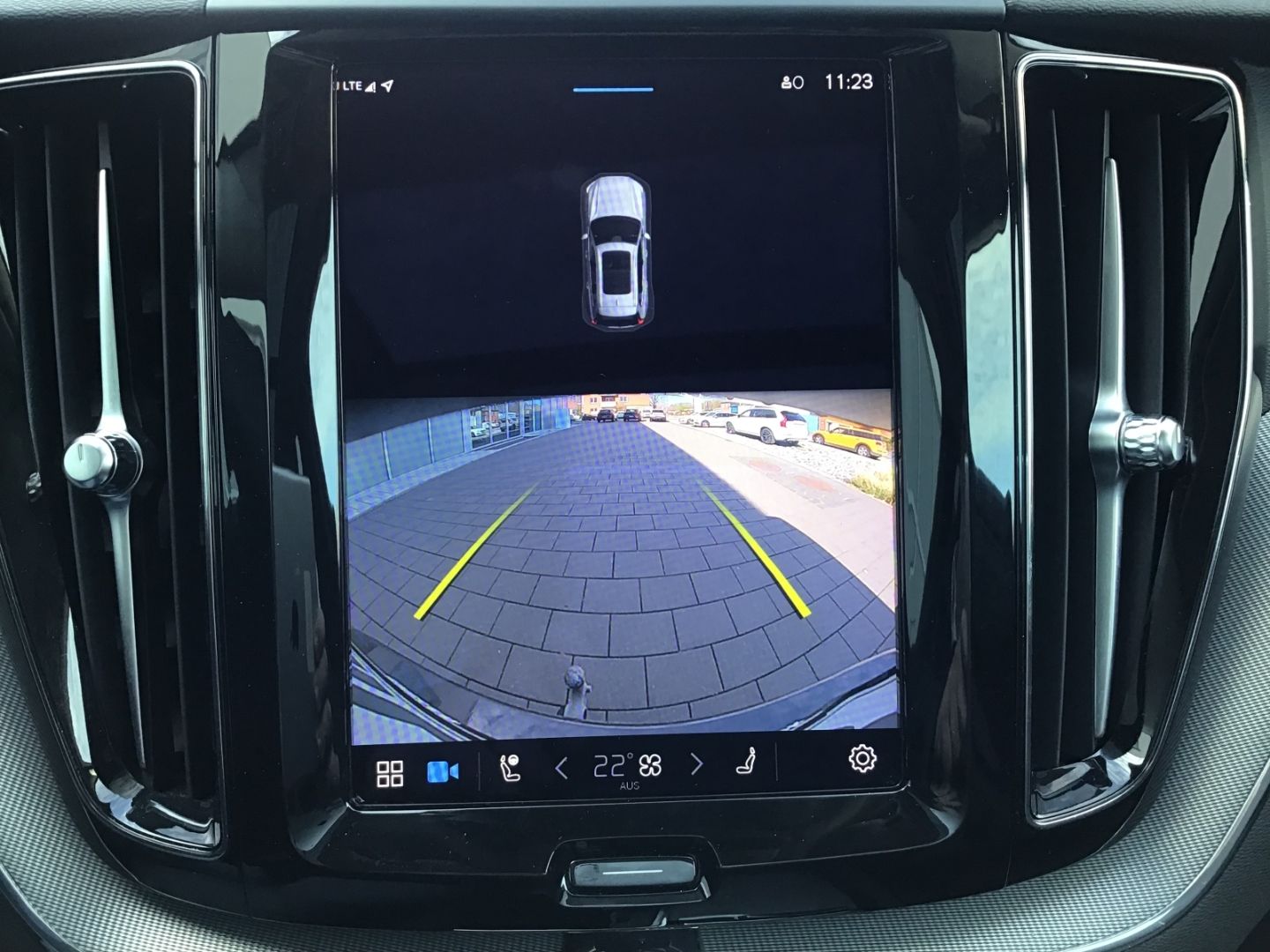 Volvo XC60 T6 Core Bright AWD Stdhzg. AHK