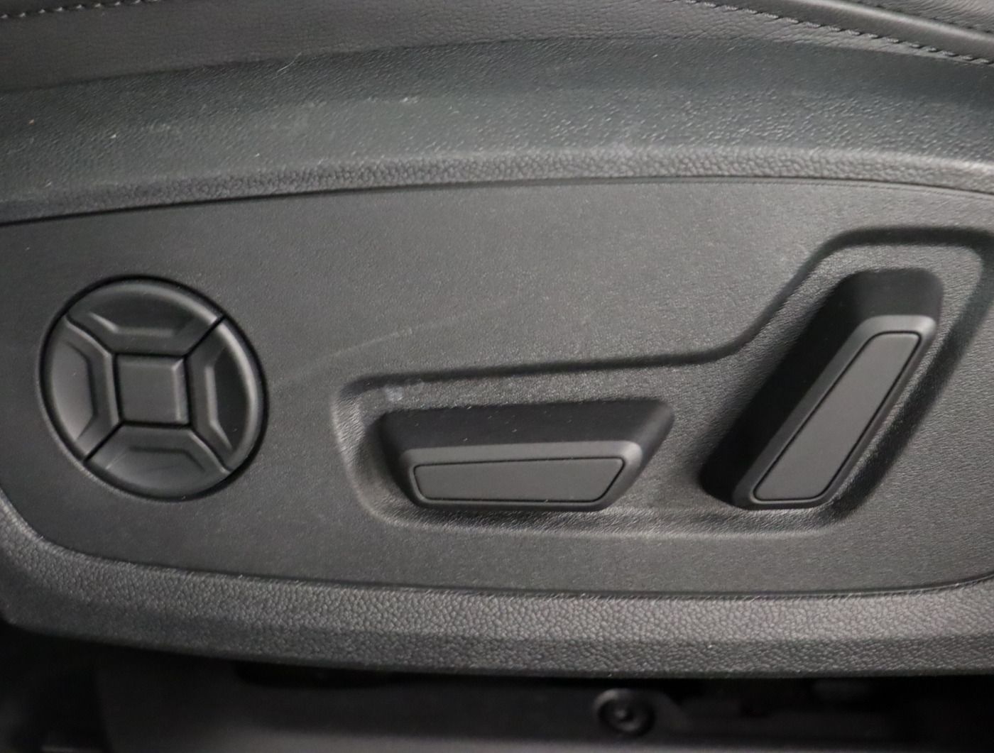 Audi A6 Avant 40 TDI quattro S tronic - Samsaru's Car Outlet