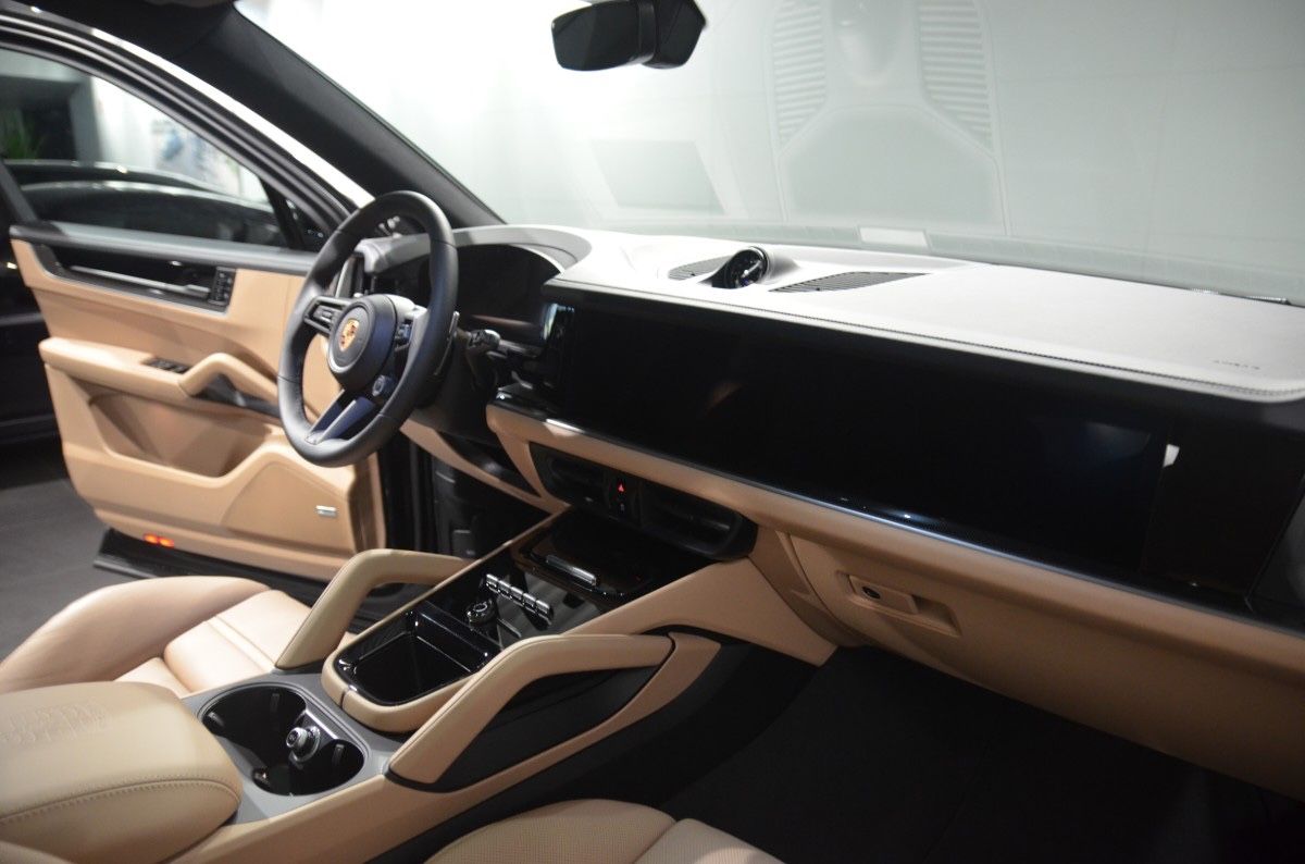Porsche Cayenne S E-Hybrid*SpDesig*SpAbg*Luft*Memory*LED