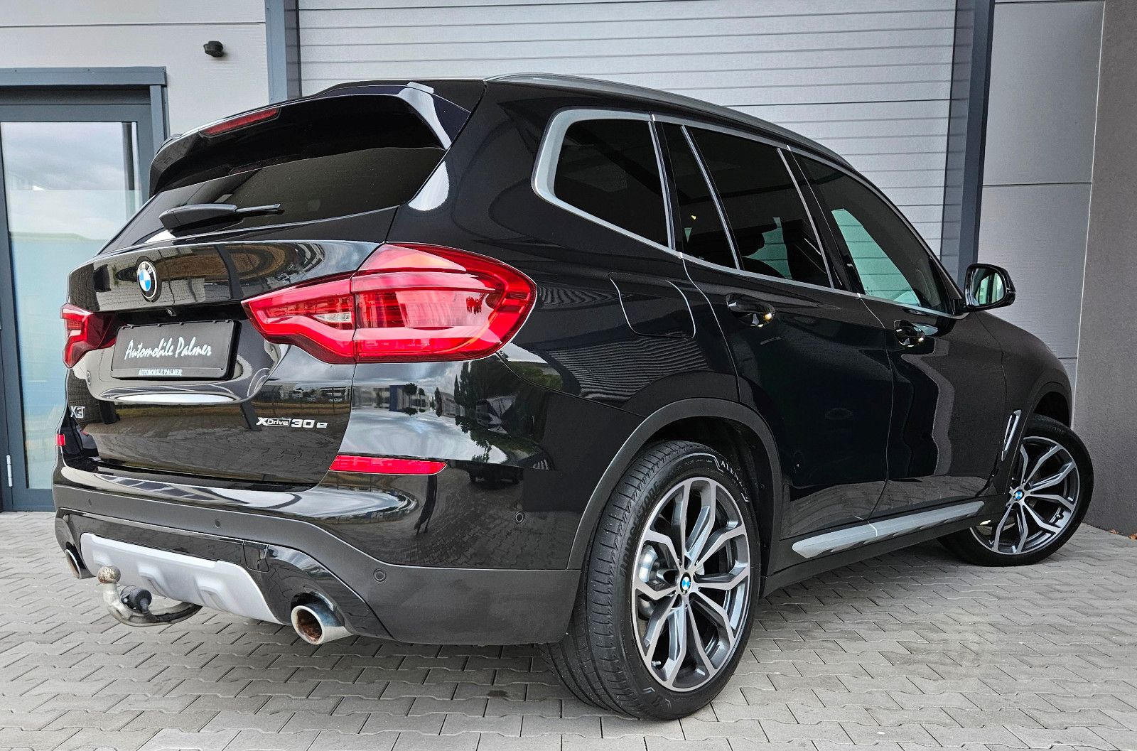 BMW X3 xDrive30e M SPORT - Samsaru's Car Outlet