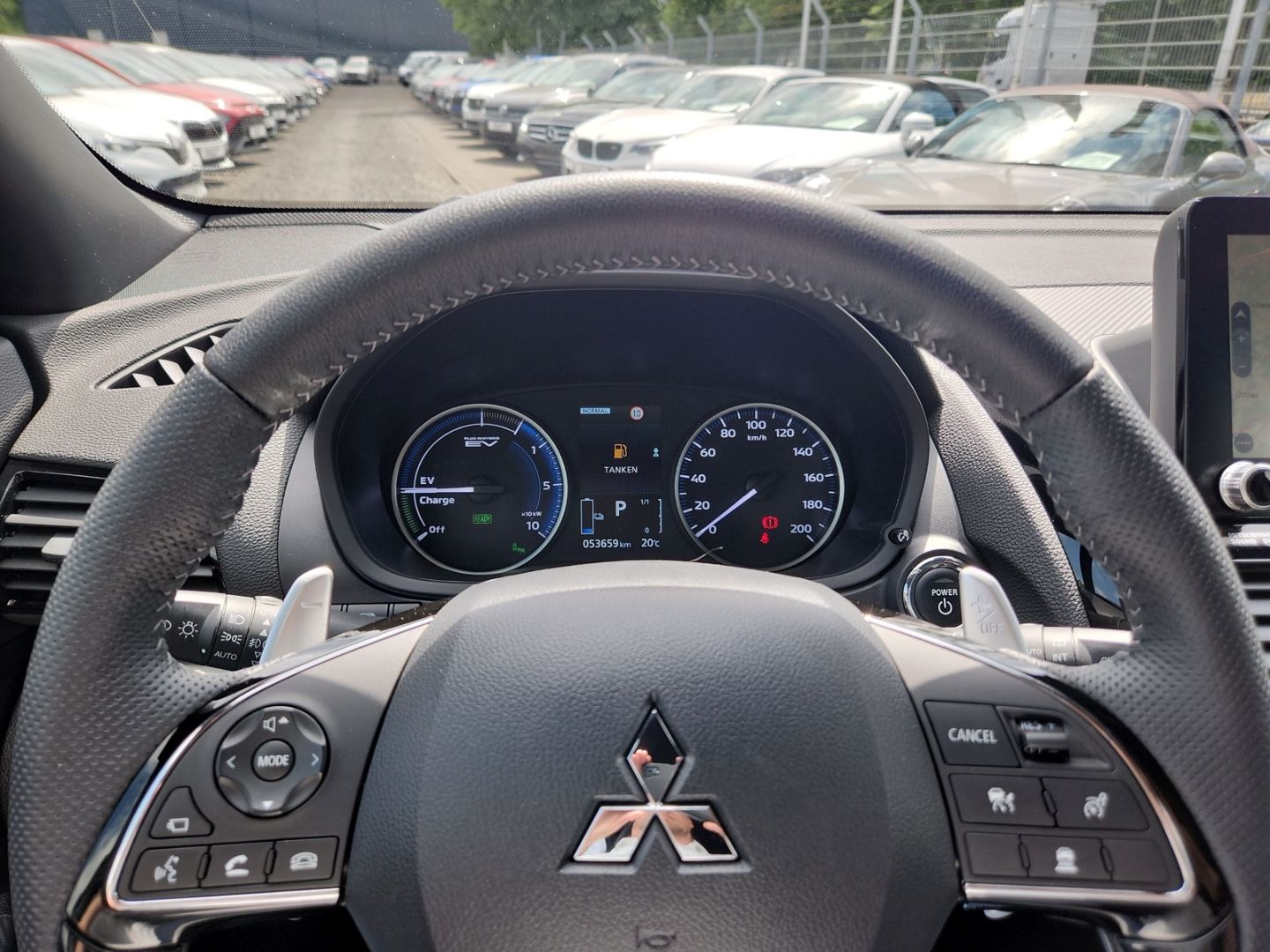 Mitsubishi Eclipse Cross Plug-In Hybrid Select Black *Black