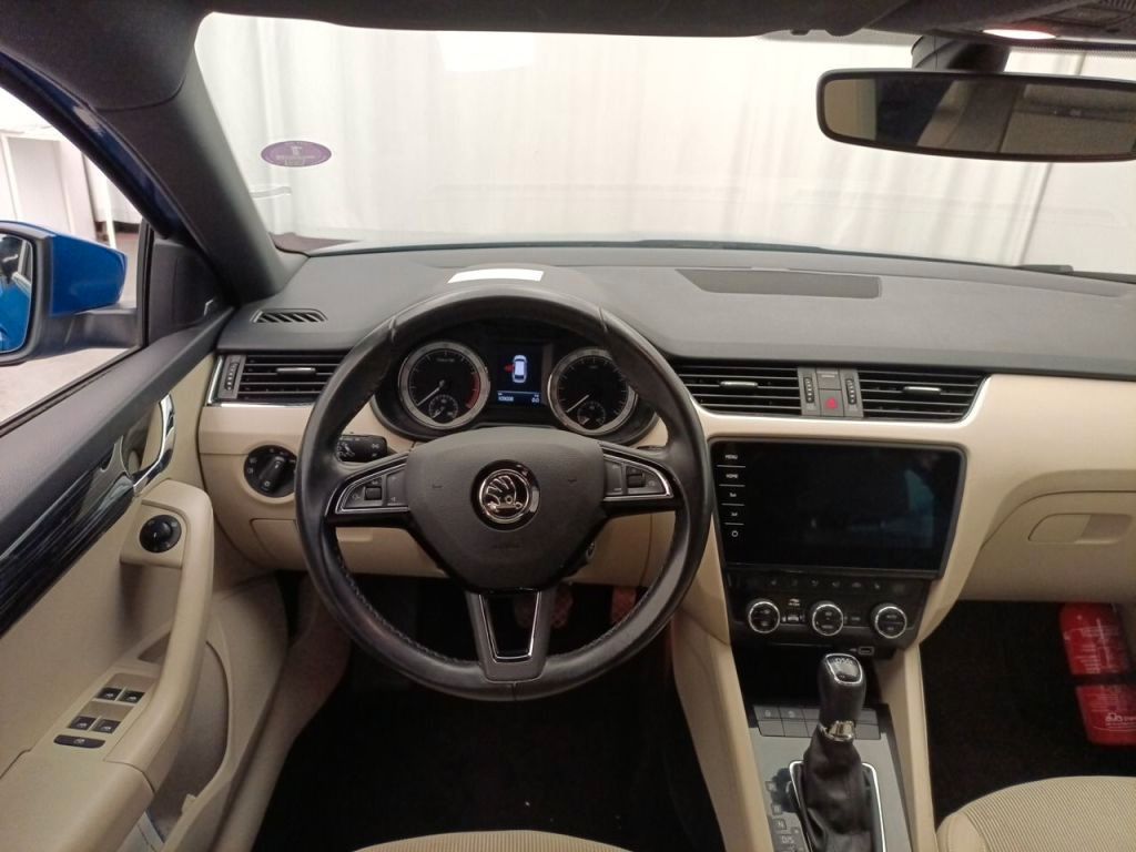 Skoda Octavia Combi Style 1.5TSI - Samsaru's Car Outlet