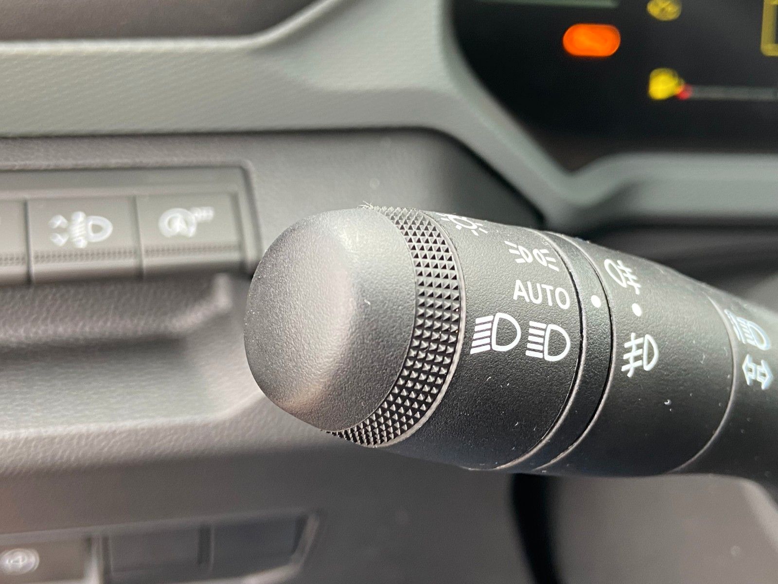 Dacia Duster III Extreme TCe 130 4WD - Samsaru's Car Outlet