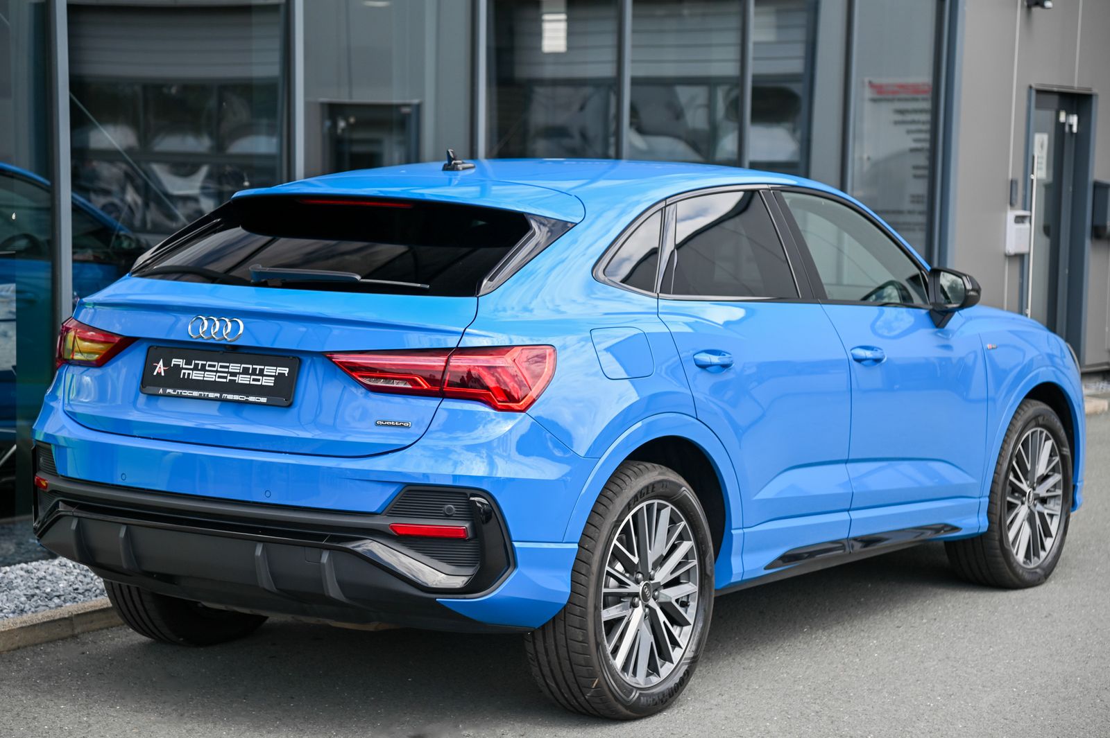 Audi Q3 Sportback 40 TFSI quattro S line - Samsaru's Car Outlet