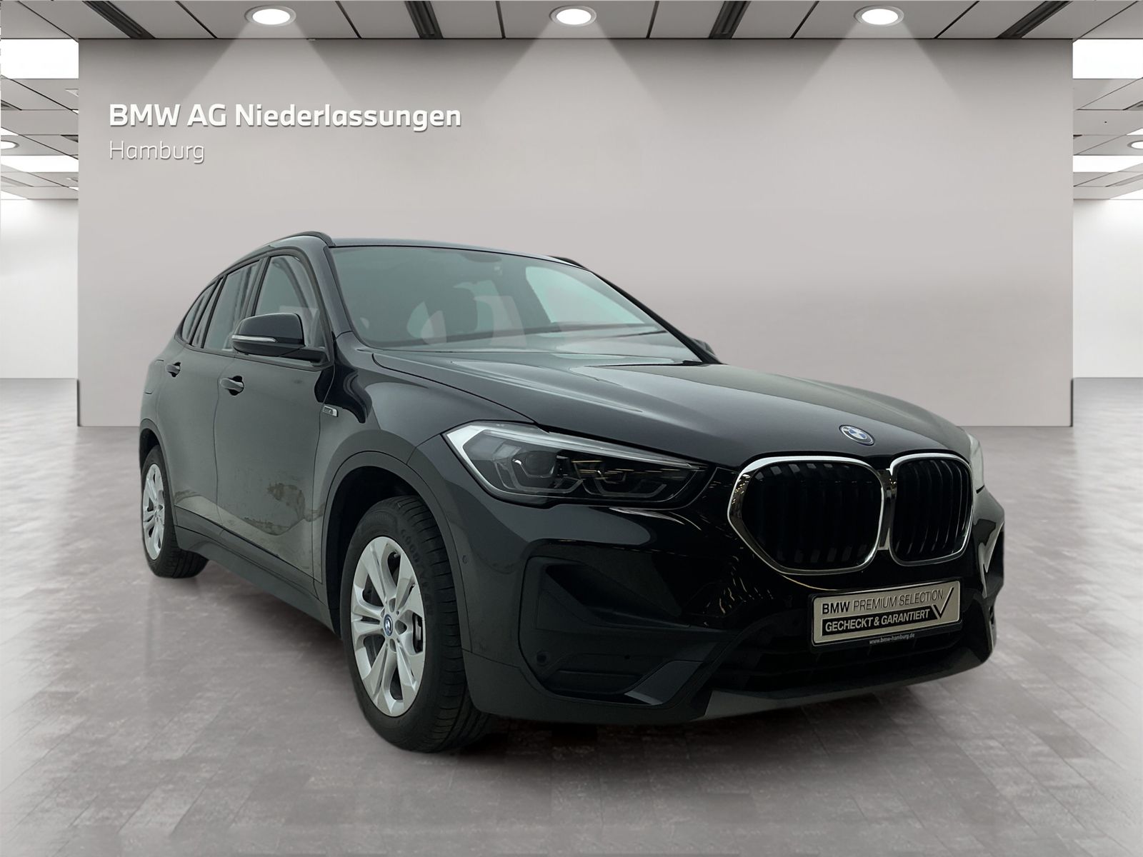 BMW X1 xDrive25e - Samsaru's Car Outlet