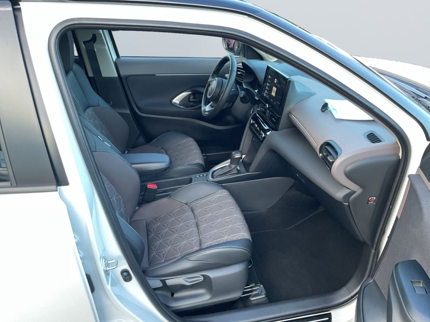 Toyota Yaris Cross Hybrid 130 1.5 Style Plus *Matrix*36