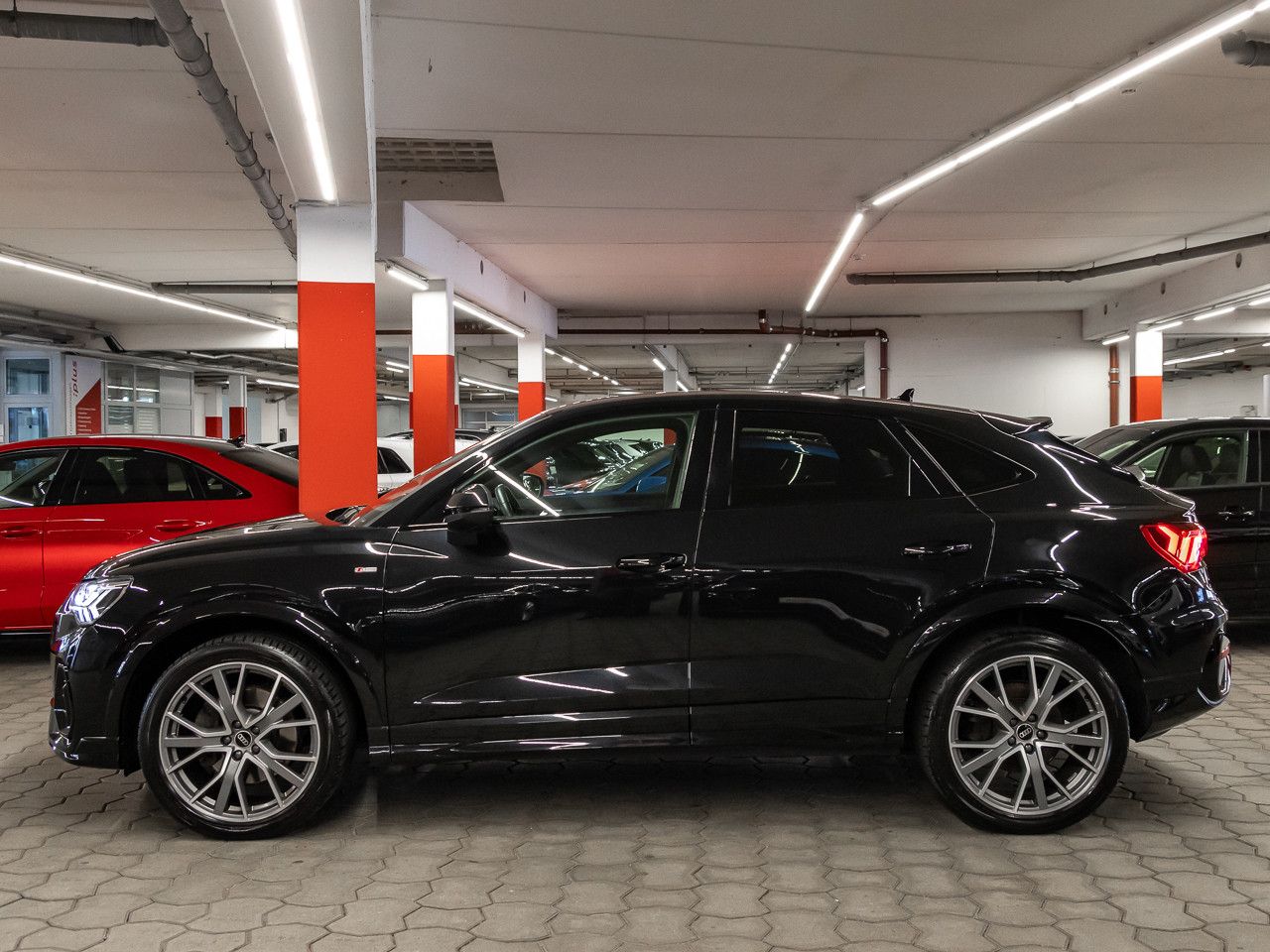 Audi Q3 Sportback 45 TFSI qu S line - Samsaru's Car Outlet