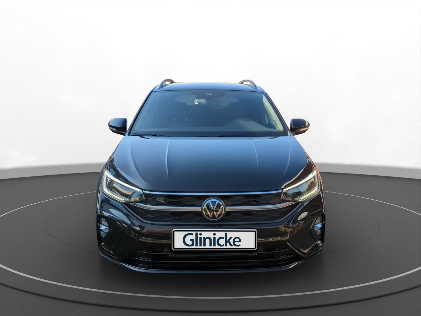 Volkswagen Taigo 1.5 TSI R-Line - Samsaru's Car Outlet