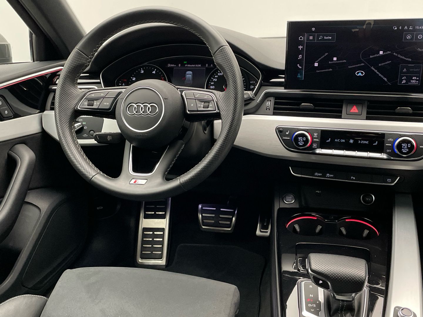 Audi A4 Avant 35 TDI S tronic - Samsaru's Car Outlet