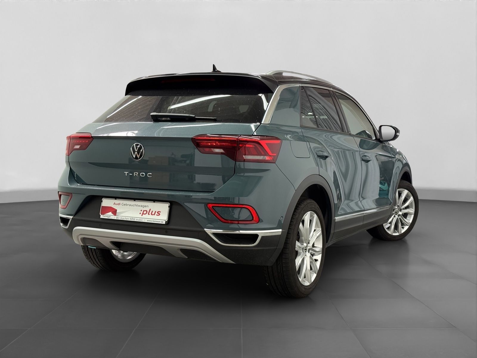 Volkswagen T-Roc 1.5 TSI DSG STYLE - Samsaru's Car Outlet